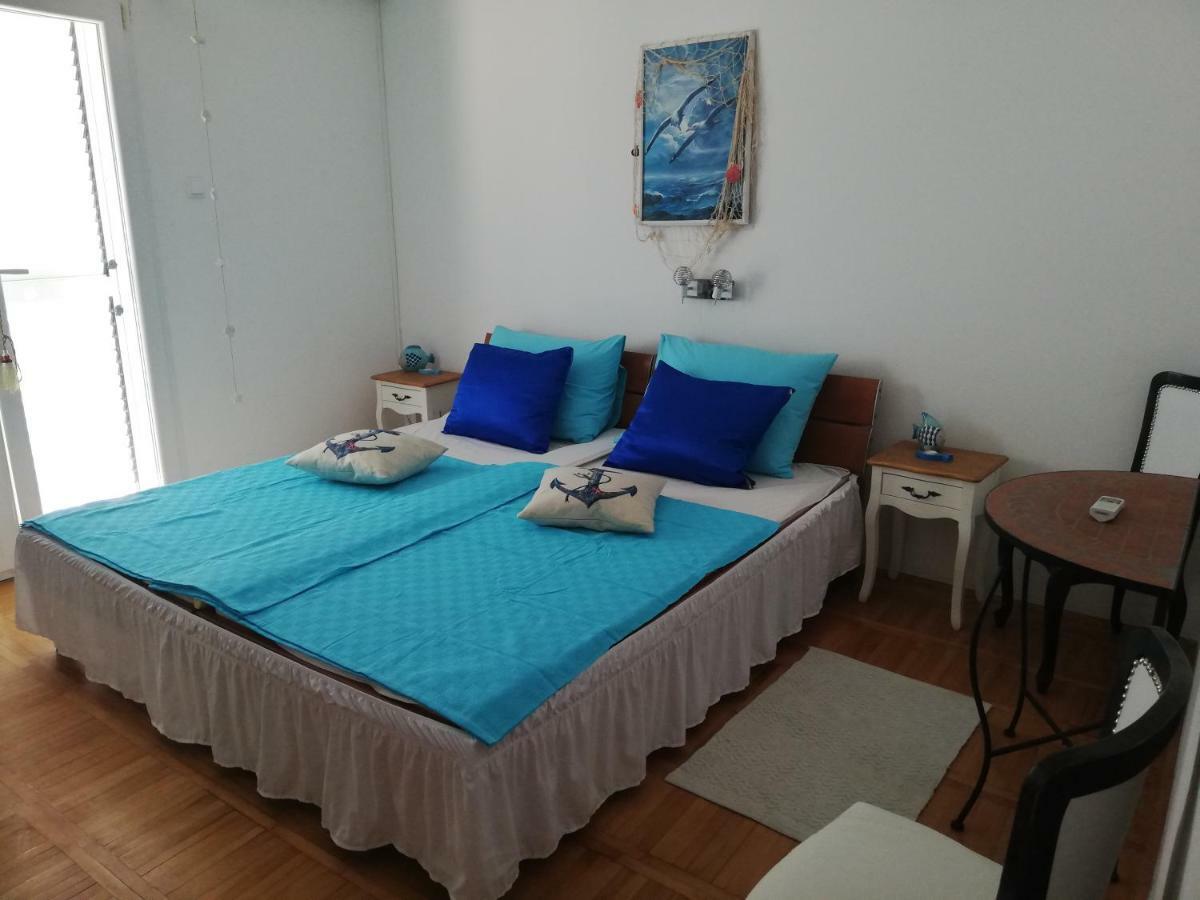 Apartmani Paula Banjol 外观 照片